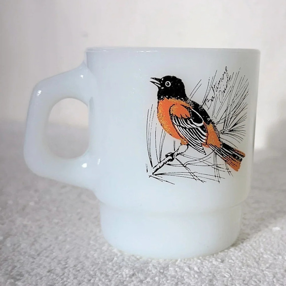 Vintage Anchor Hocking Fire King Milk Glass Baltimore Oriole Stacking Mug - Picture 3 of 14